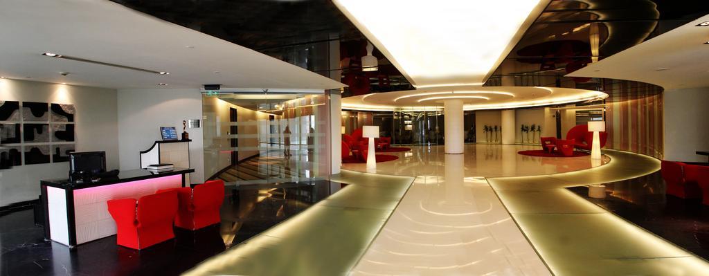 Galaxy Hotel & Spa Ґурґаон Екстер'єр фото
